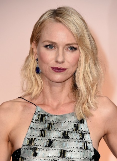 Naomi-Watts-2015-Oscars-red-carpet-worst-hair-and-makeup