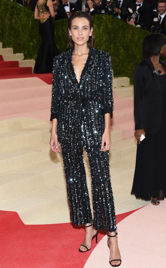 rs_634x1024-160502175129-634.Alexa-Chung-MET-GALA-Arrivals
