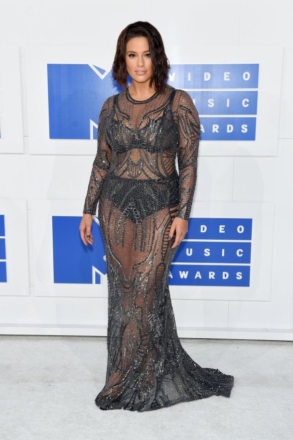 ashley-graham-mtv-vmas-2016